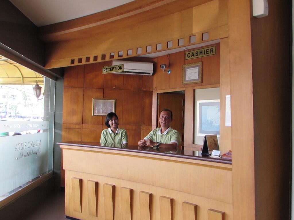 Hotel Wisata Palembang Eksteriør billede