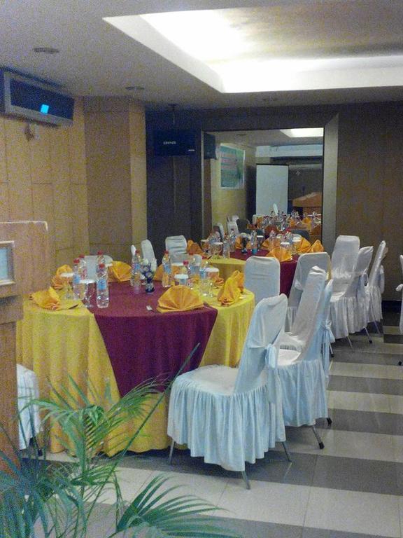 Hotel Wisata Palembang Eksteriør billede